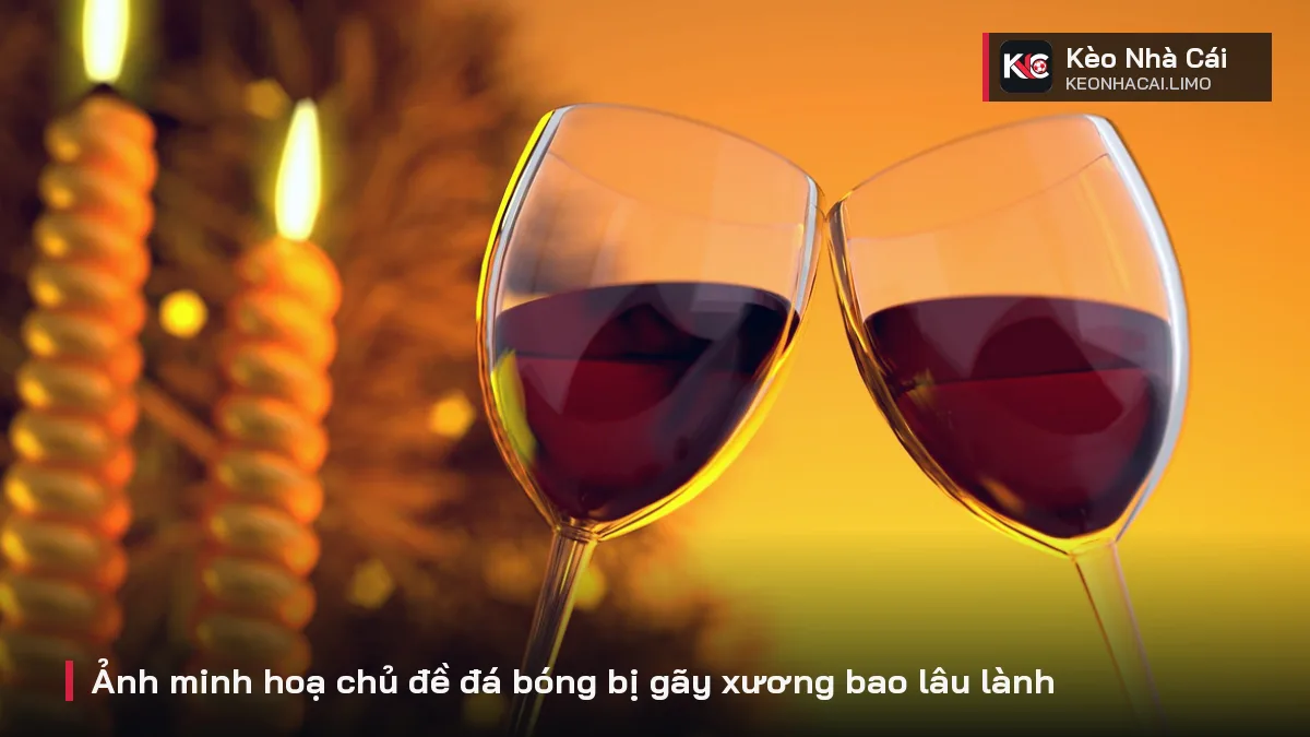Ảnh minh hoạ chủ đề đá bóng bị gãy xương bao lâu lành