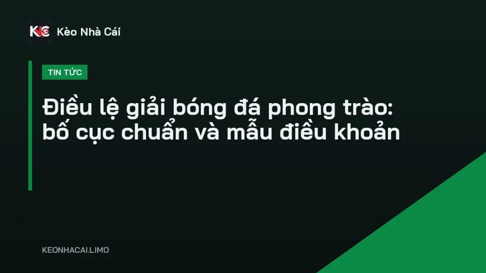 Ban tổ chức đọc điều lệ giải bóng đá phong trào trước buổi bốc thăm
