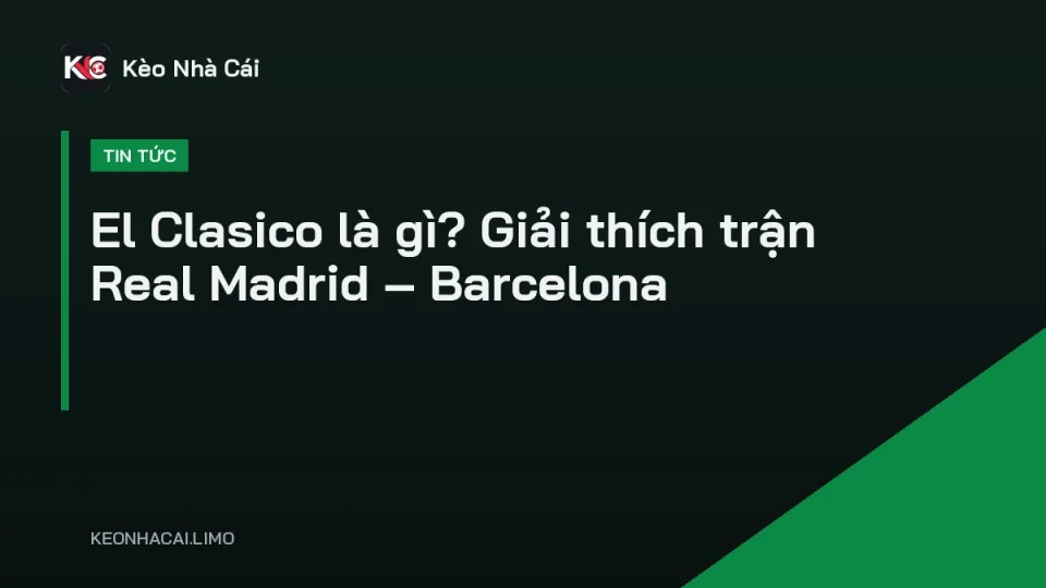 Cầu thủ Real Madrid và Barcelona tranh bóng trong trận El Clasico